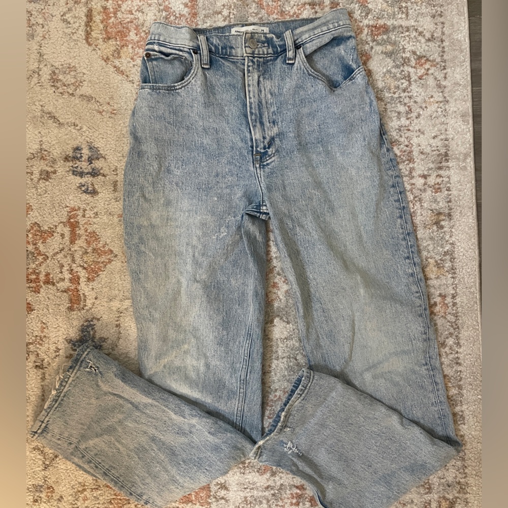Abercrombie Straight leg Curve Love Jeans